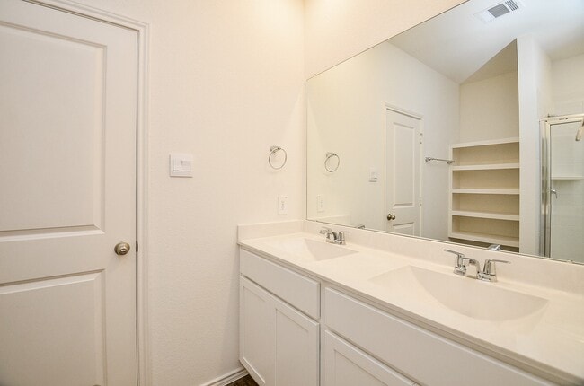 Building Photo - 3814 Axyl Run Ct