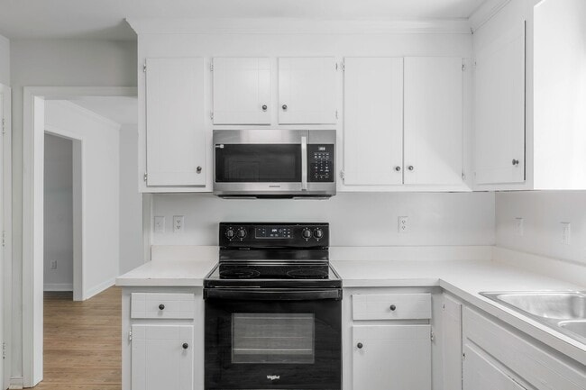 Building Photo - Great Home for Rent in the Lucks Lane Corr...