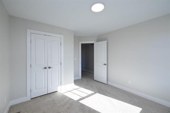 Building Photo - Brand new 3BR /2.5BA Home - Available now!