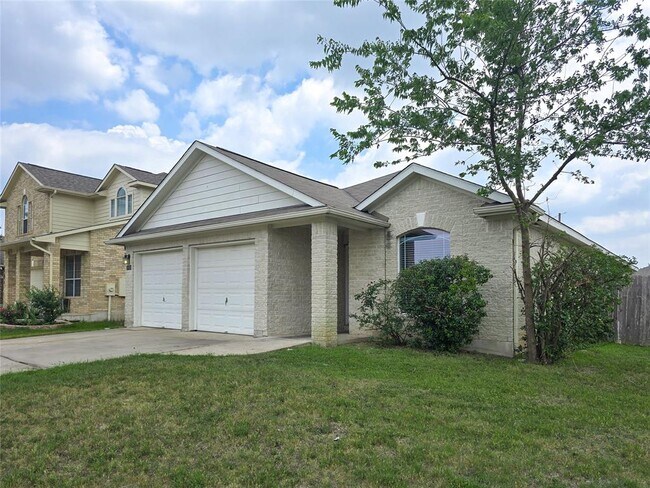 Building Photo - 1801 Horse Wagon Dr