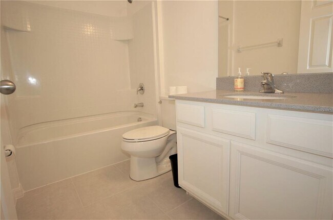 Building Photo - 2394 Britwell Pl