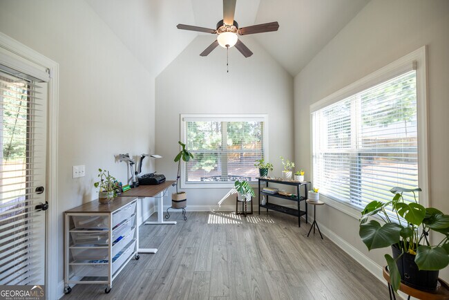 Building Photo - 2539 Tomoka Dr