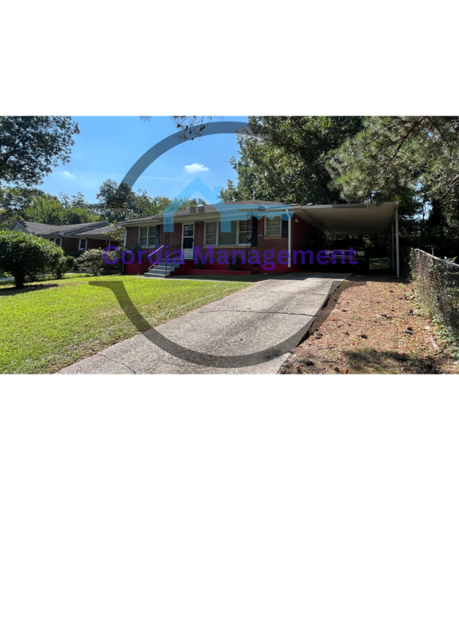 Building Photo - Charming 3 Bedroom Near Downtown.