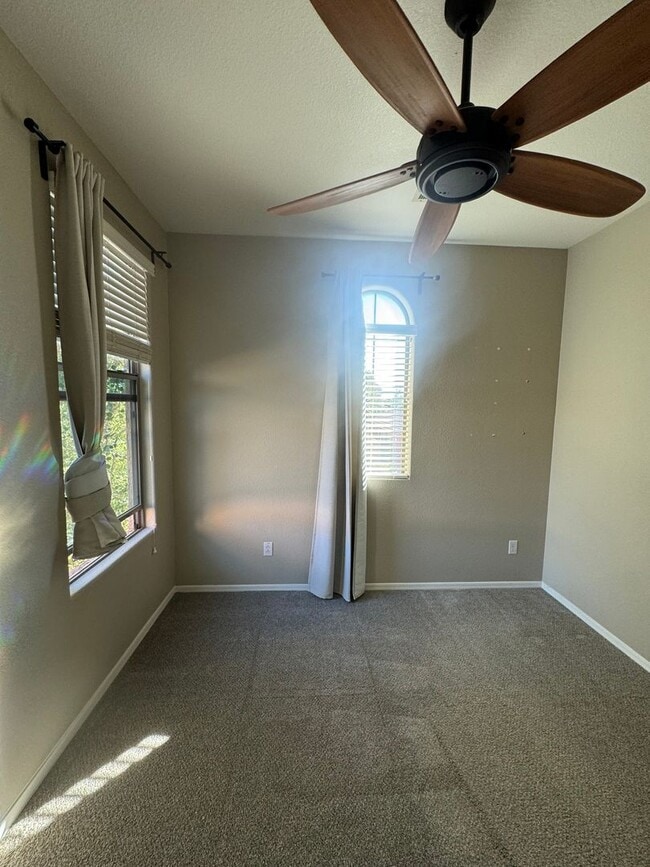 Building Photo - 4 bedroom in Sun Groves in Chandler