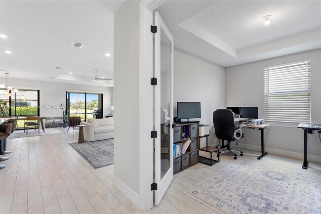 Building Photo - 4434 Tacoma Pk Dr