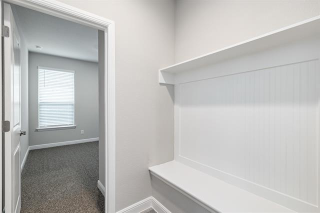 Building Photo - 180 Tanager Dr