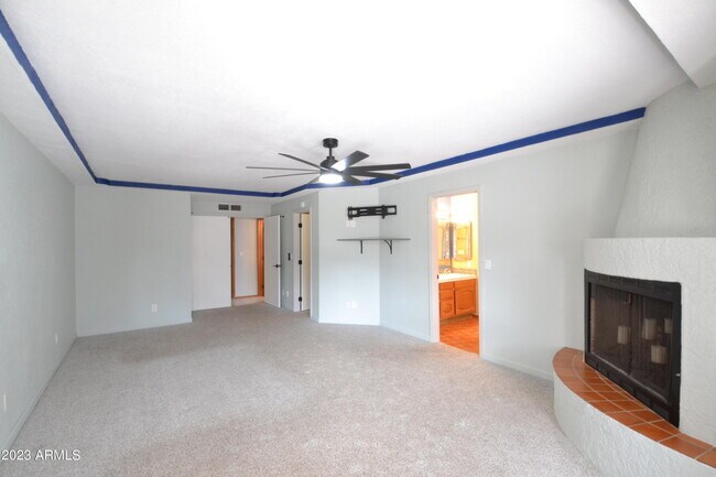 Building Photo - 3704 St Andrews Dr