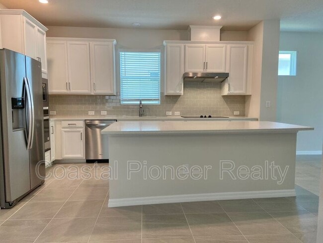 Building Photo - 28591 Cozy Creek Dr