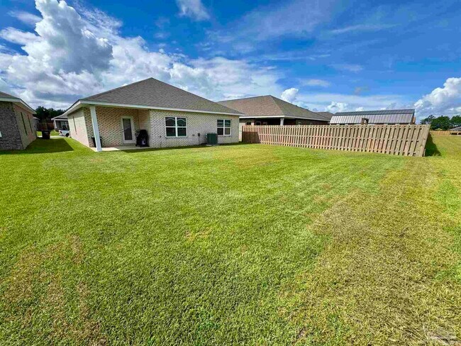 Building Photo - 8084 Fir Tree Dr