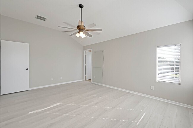 Building Photo - 5011 Redwing Brook Trail