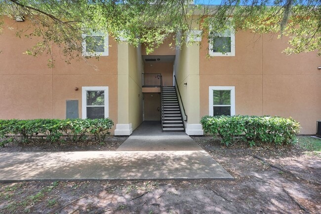Building Photo - Limited-Time Rental Deal with move-in BONUS
