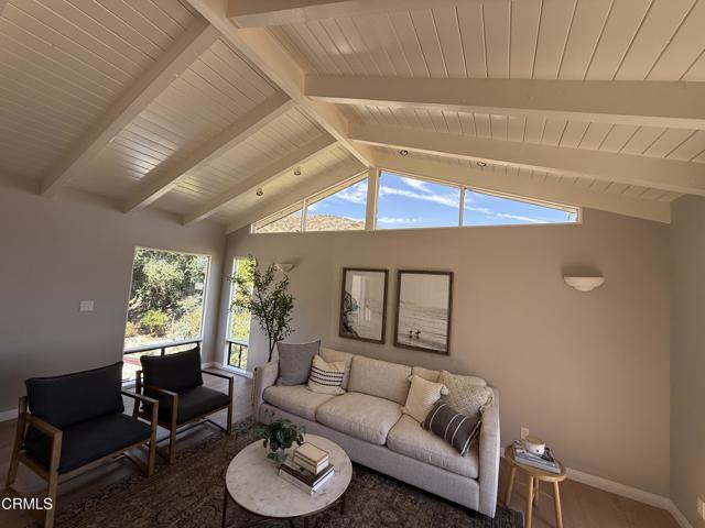 Building Photo - 2371 Foster Ave