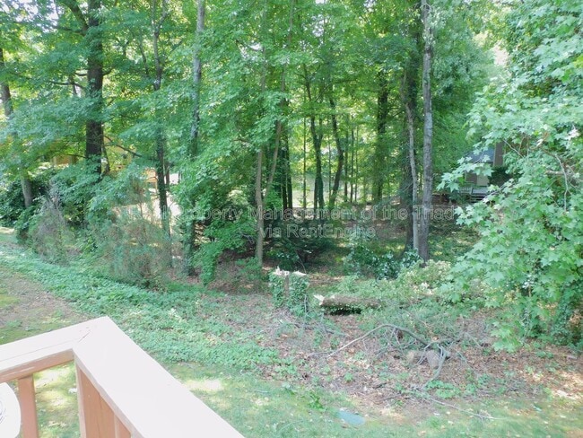 Building Photo - 22 Milpond Ln