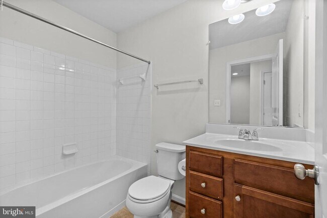 Building Photo - 23177 Ambrosia Ln