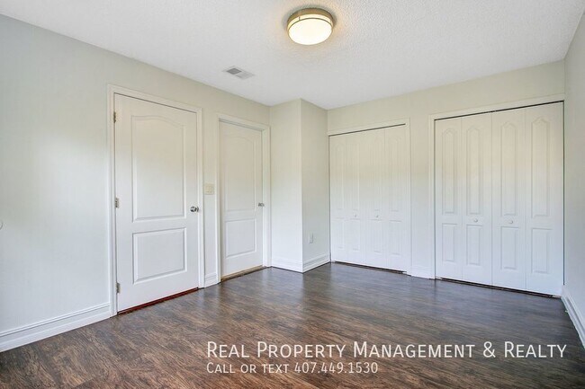 Building Photo - 2053 Dixie Belle Dr