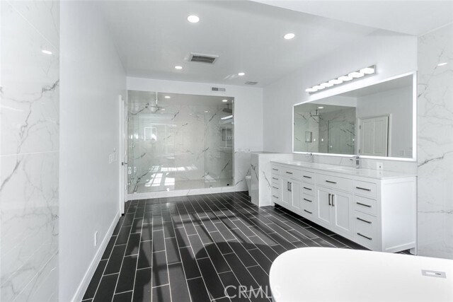 Building Photo - 6037 Little Oak Ln