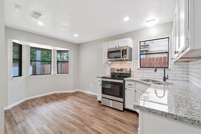 Building Photo - 23311 Montague Dr