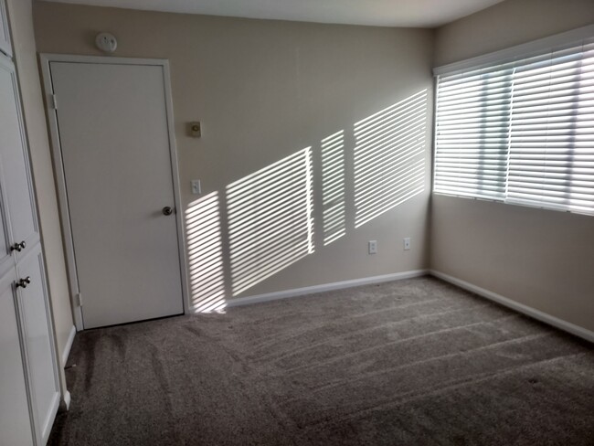 Building Photo - 1595 Mendocino Dr