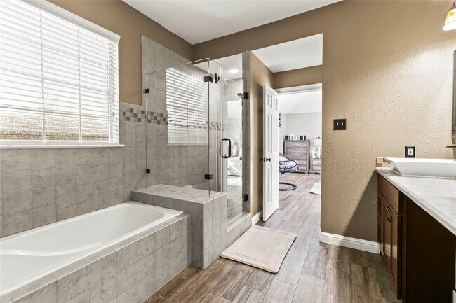 Building Photo - 5403 Winlock Trace Ct