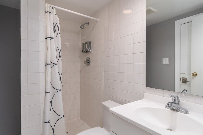 Building Photo - 2616 Connecticut Ave NW