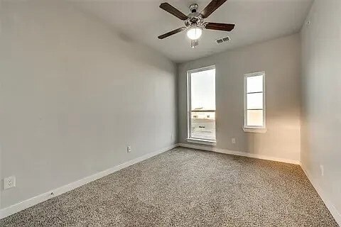Building Photo - 5805 Rivendell Dr