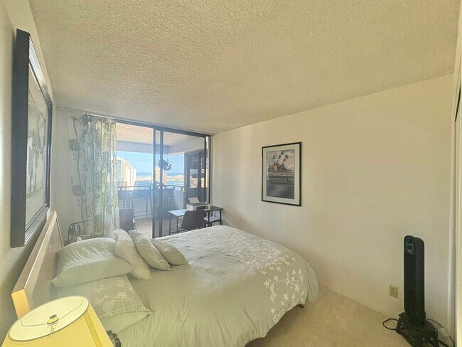 Building Photo - 55 S Kukui St