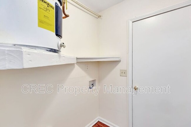 Building Photo - 1200 Margaret Dr