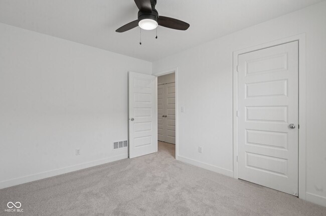 Building Photo - 15480 Postman Rd