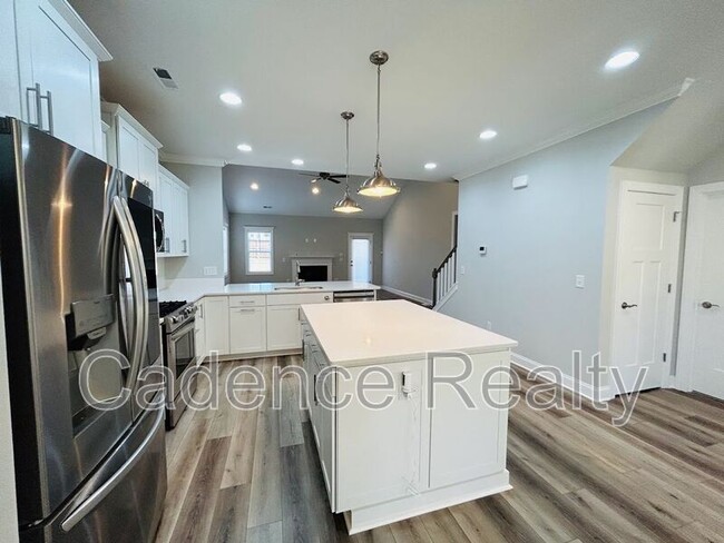 Building Photo - 3755 Spicetree Dr