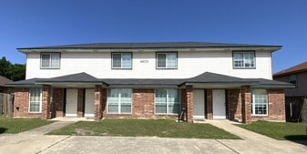 Building Photo - 4603 Hudson Dr