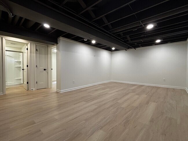 Building Photo - 7743 Highgate Pl