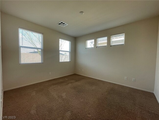 Building Photo - 2124 Del Aqua Ave