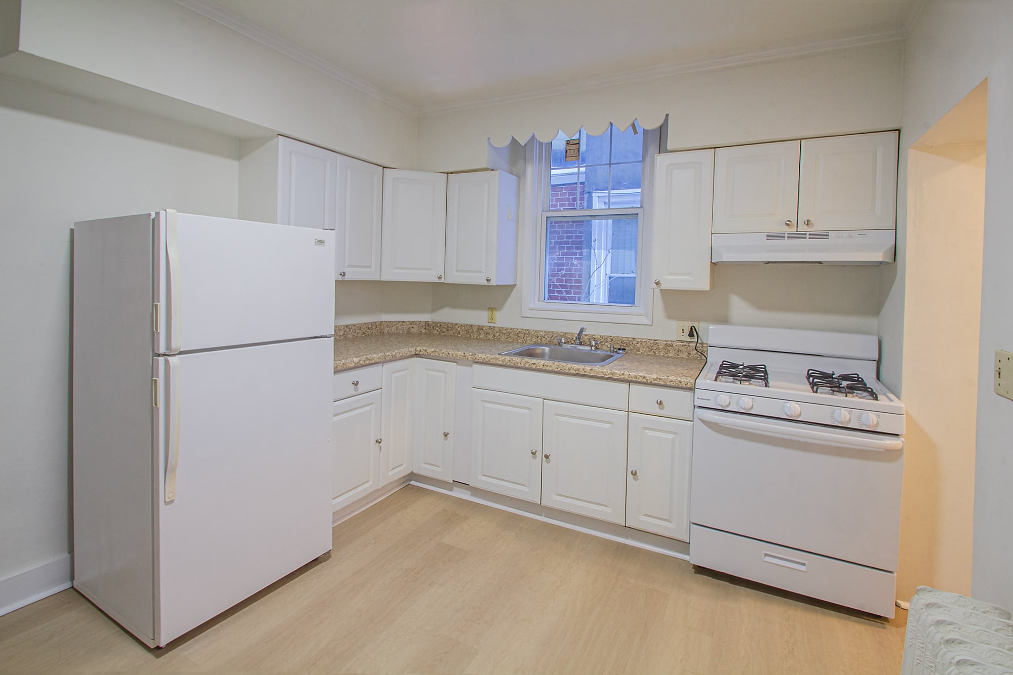 Building Photo - 439 Franklin Ave