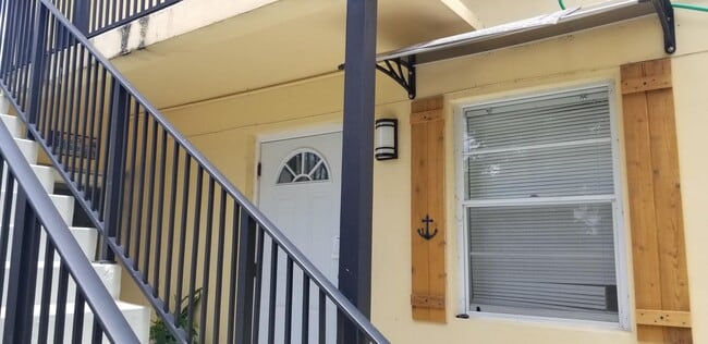 Building Photo - 216 Ocean Breeze