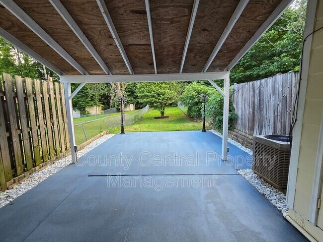 Building Photo - 2350 Grayson Valley Cir