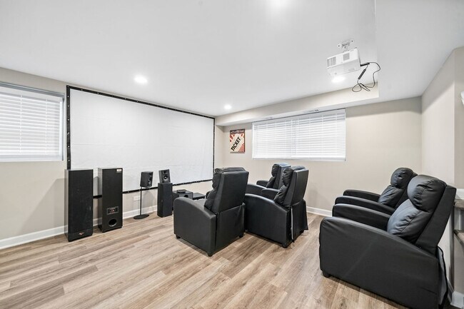 Building Photo - 804 Willow St