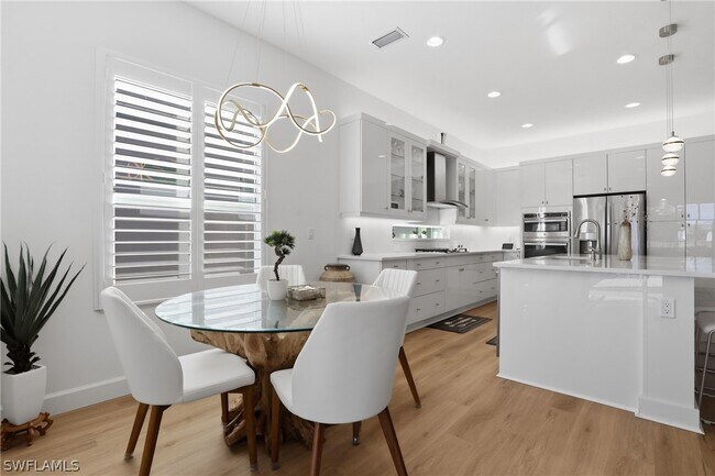 Building Photo - 11479 Coronado Wy