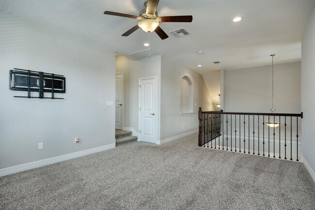 Building Photo - 108 Coral Bean Way