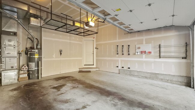 Building Photo - Stylish 4 Bedroom Layout with Office and Bonus Room