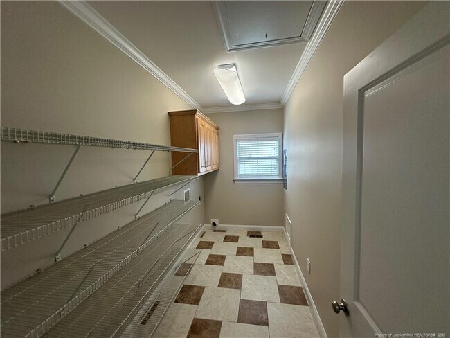 Building Photo - 2912 Eaglecrest Ln