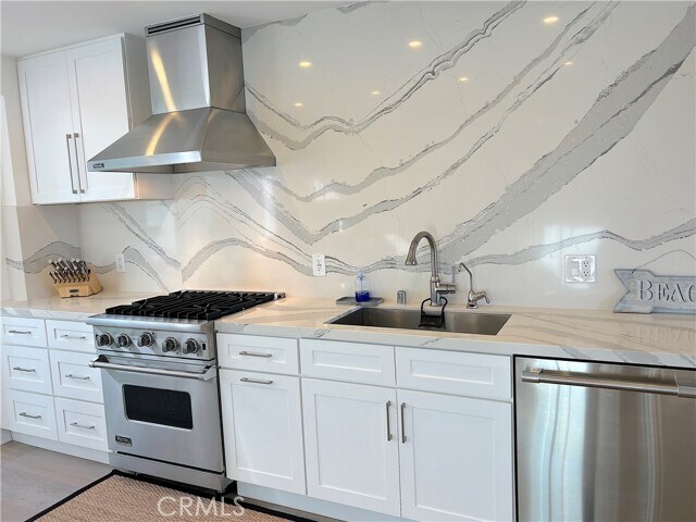 Building Photo - 24105 Gourami Bay