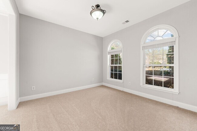 Building Photo - 3329 Rosecliff Trace NE