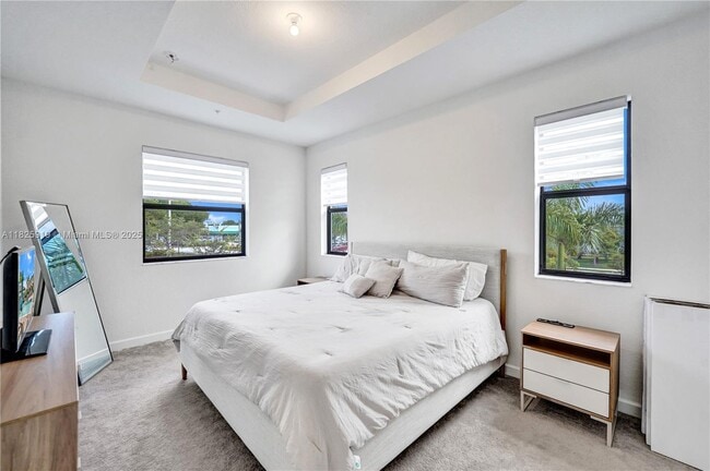 Building Photo - 242 SW 159th Ln