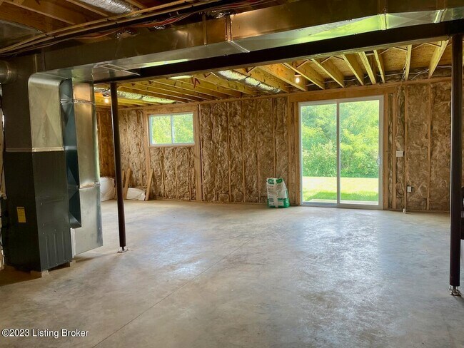 Building Photo - 2105 Meadows Edge Ln