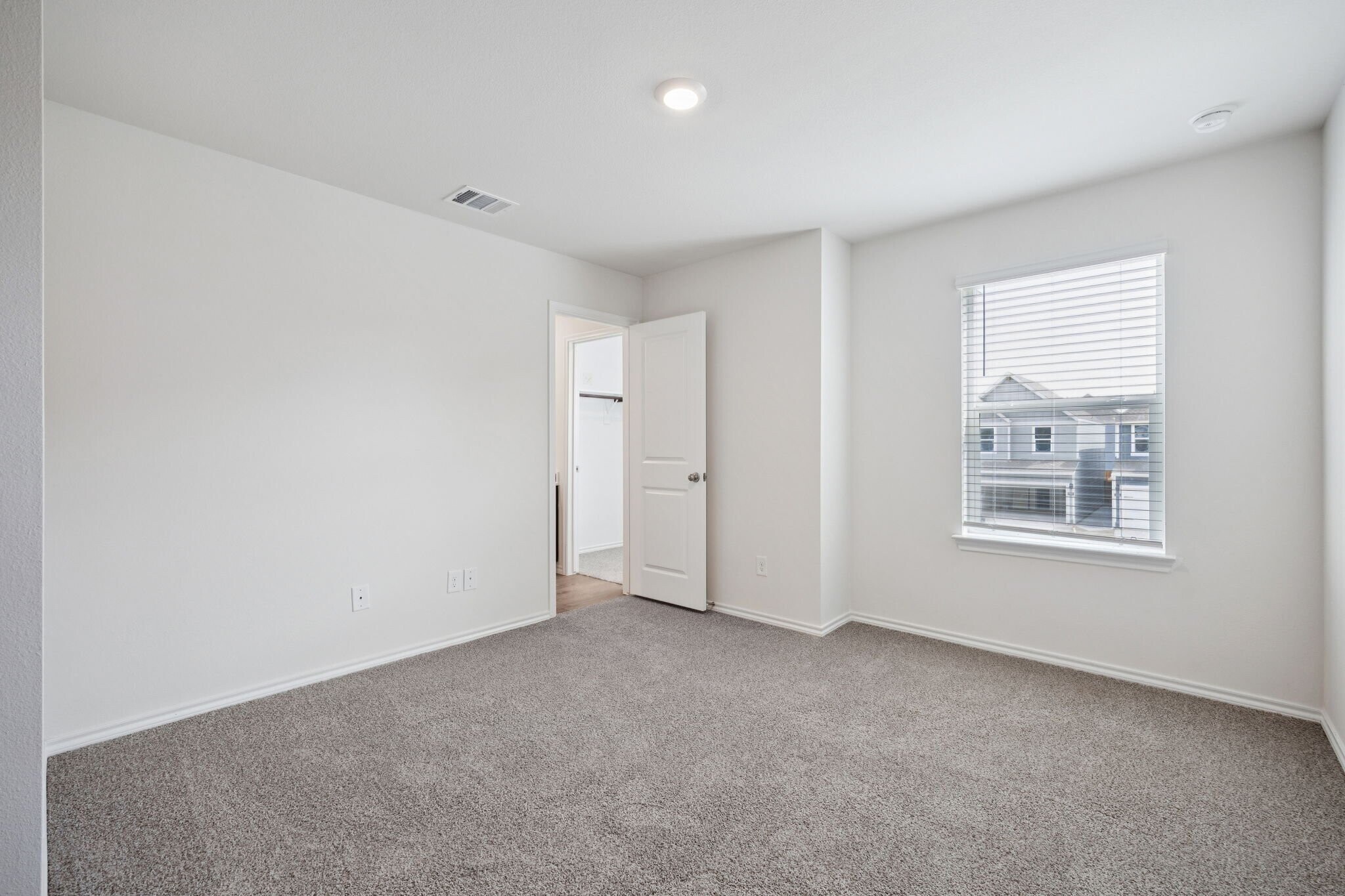 Building Photo - 7020 Vining Dr