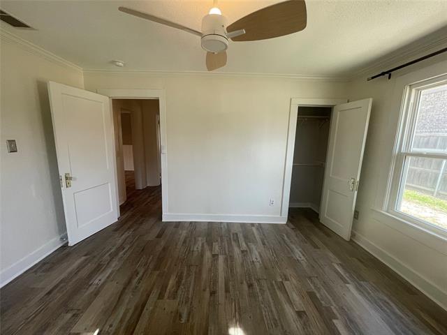 Building Photo - 3320 W 5th St