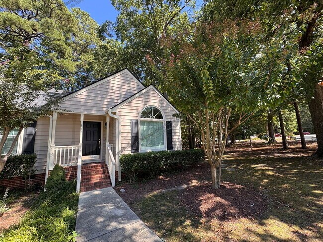 Building Photo - 100 Halsmer Ct