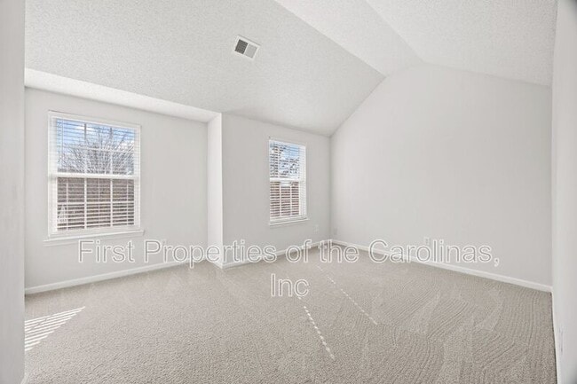 Building Photo - 1411 Swaying Branch Ln