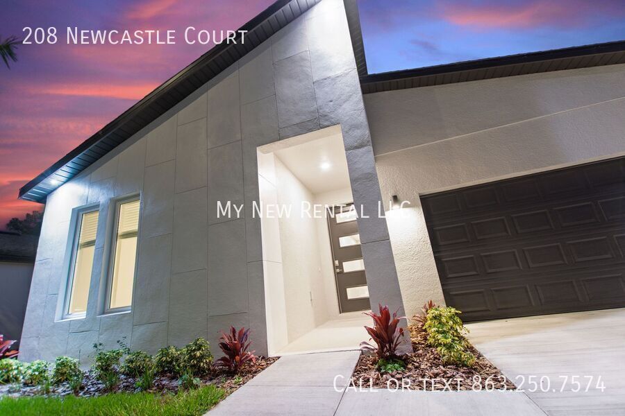 Building Photo - 208 Newcastle