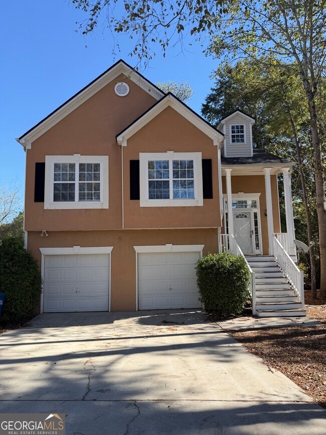 Primary Photo - 2500 Lake Royale Dr